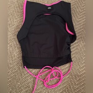 TIGER FRIDAY: Canyon Crop Top - PopRock